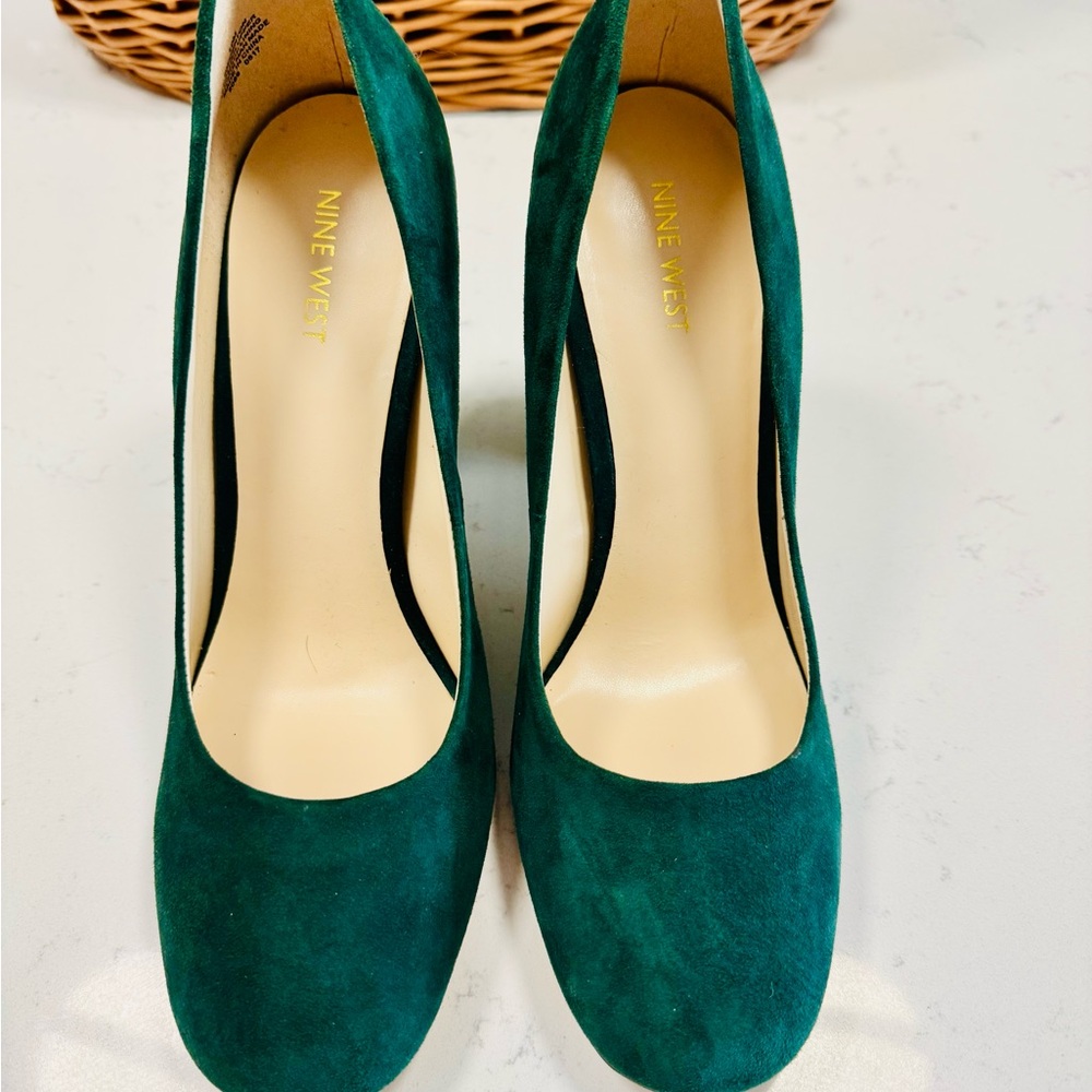 Ninewest ๐ - Picture 2 of 5